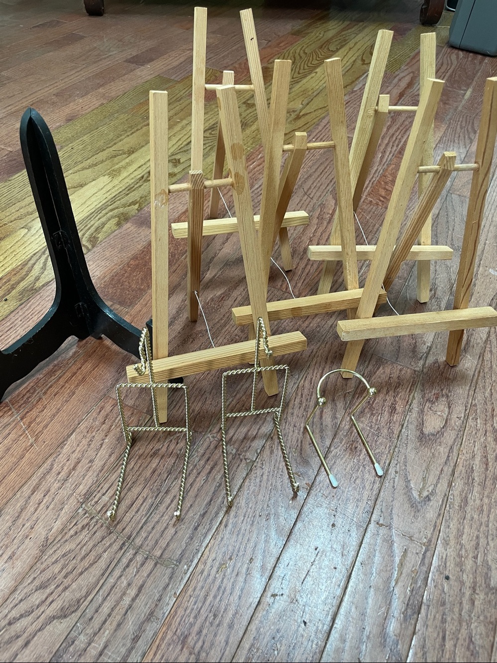 Plate Photo Stands. 9. Wood. Metal